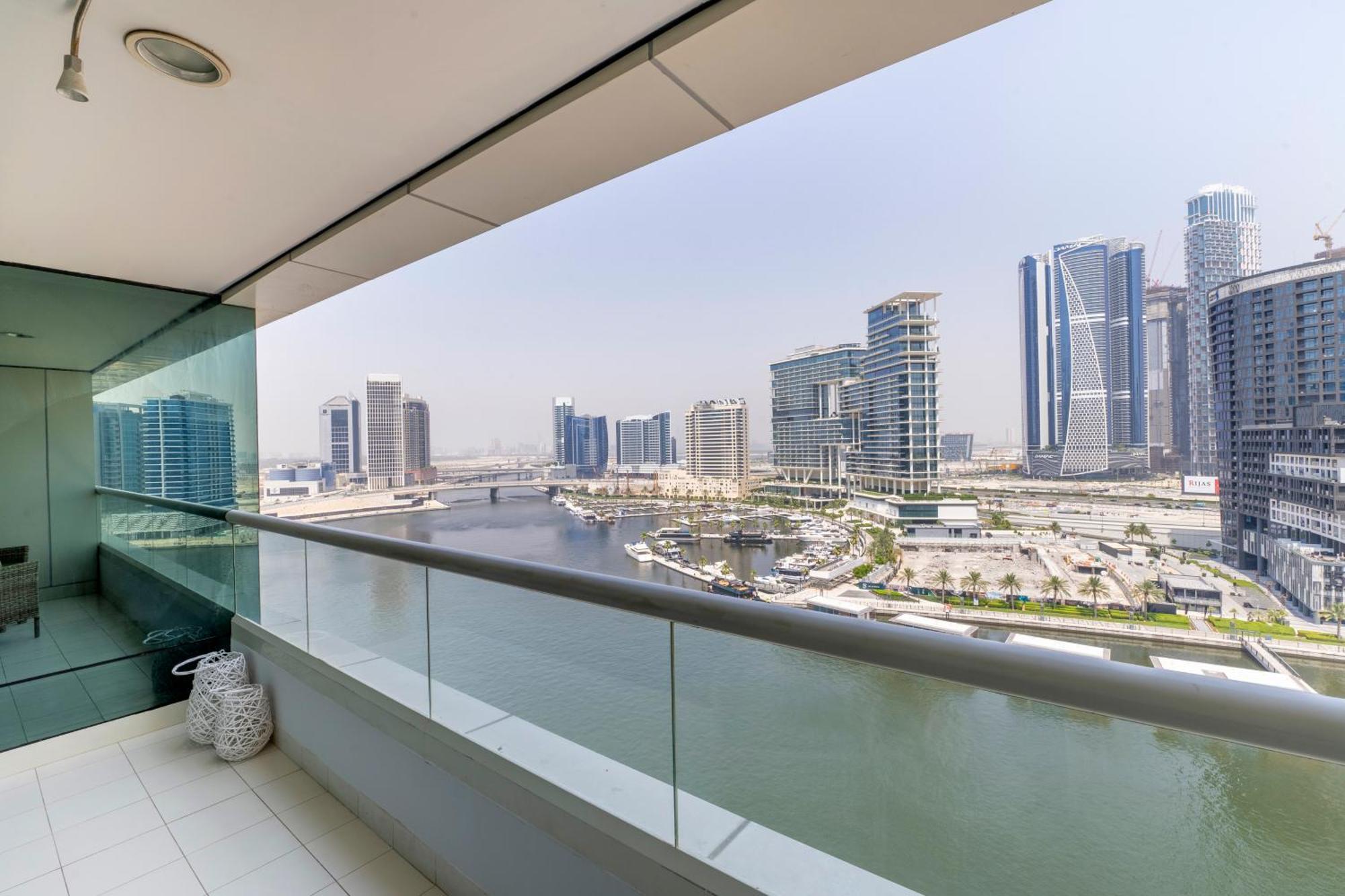 Damac Canal Views Residences Dubai Exterior foto